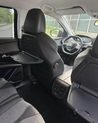 Peugeot 5008 cena 71500 przebieg: 177500, rok produkcji 2018 z Nowe Miasteczko małe 301